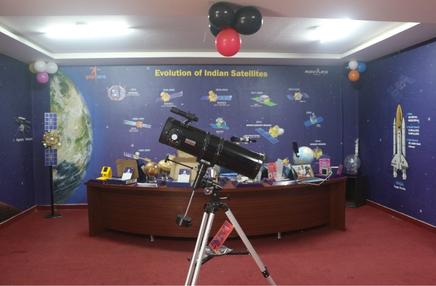 Astronomy Lab for Schools by Navars 5